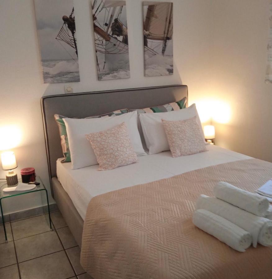 Balsam Suite - 50M To The Beach Kalamata Bagian luar foto